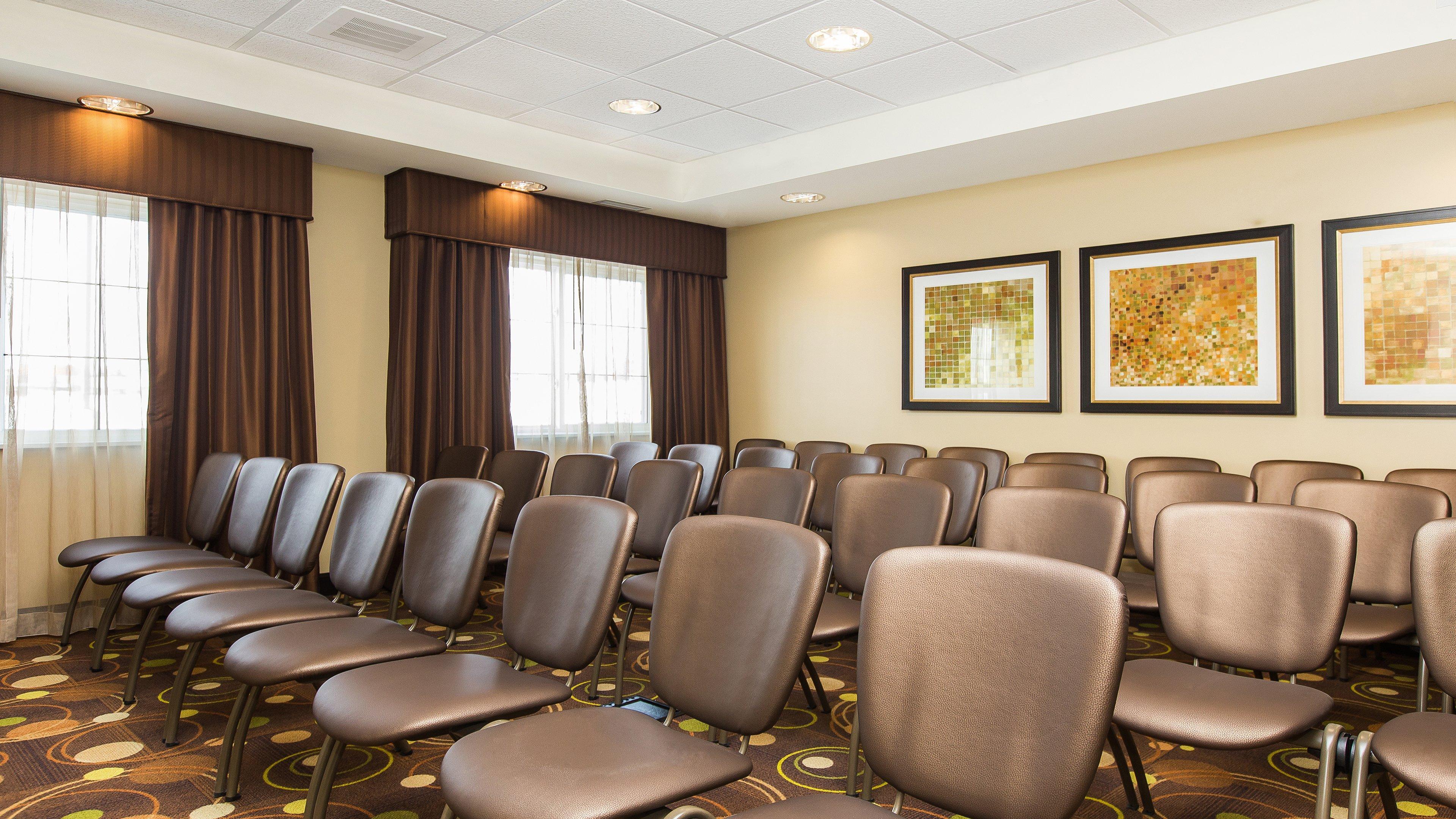 Staybridge Suites West Edmonton By Ihg Dış mekan fotoğraf