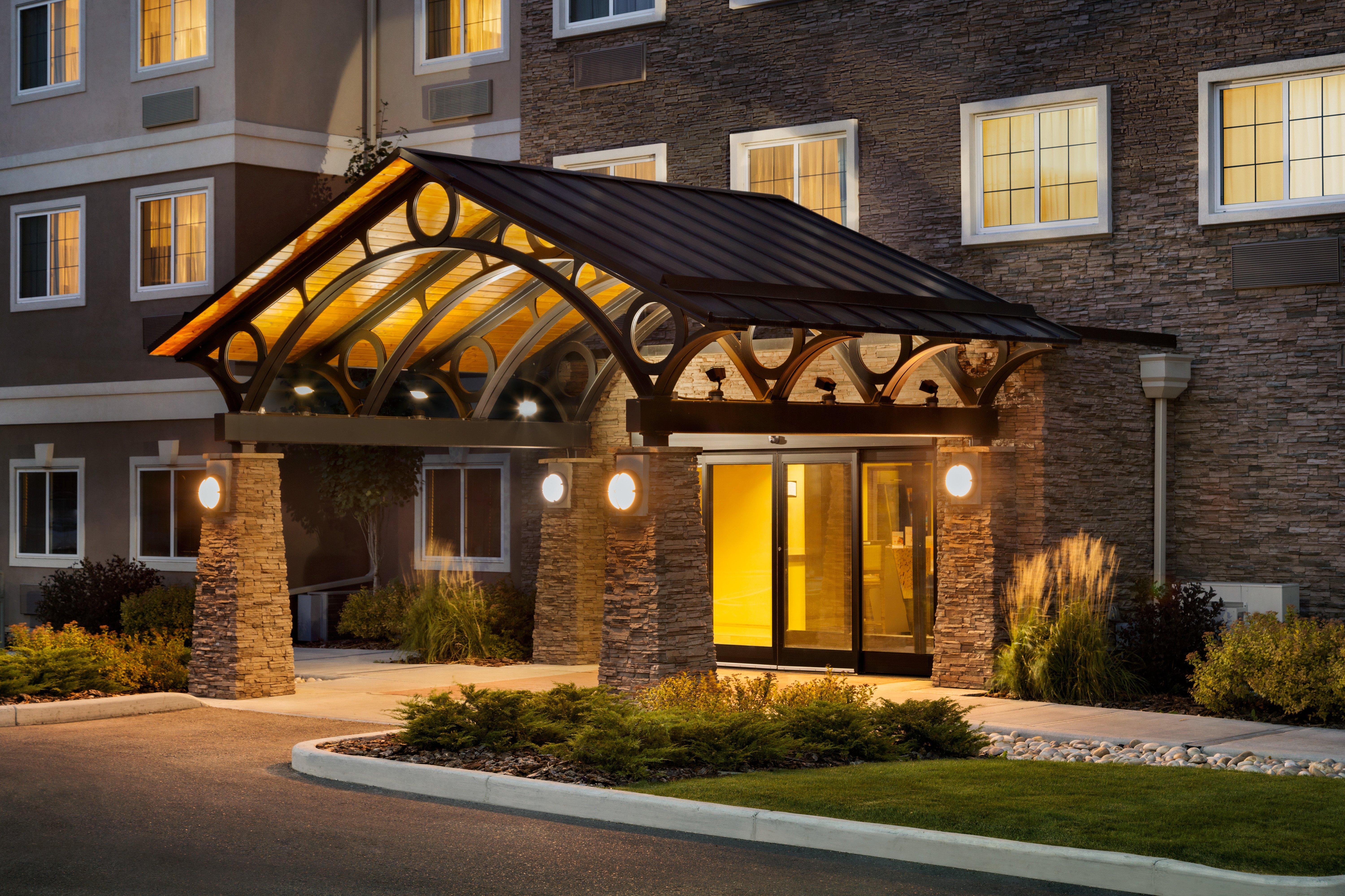 Staybridge Suites West Edmonton By Ihg Dış mekan fotoğraf